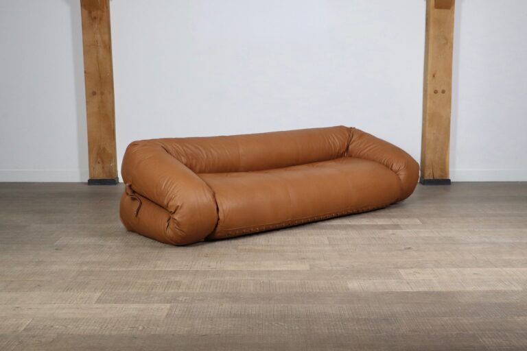 Anfibio sofa bed in cognac leather by Alessandro Becchi for Giovanetti Collezione Italy 1971