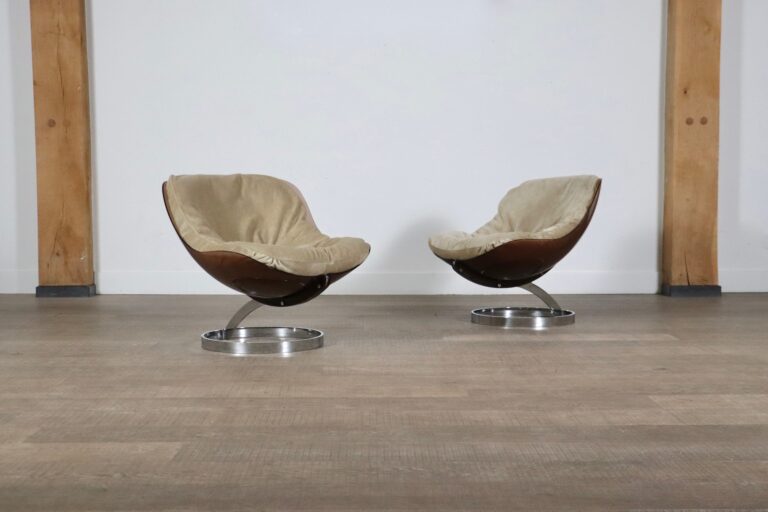 Pair Of Sphere Lounge chairs by Boris Tabacoff for MMM, 1970s