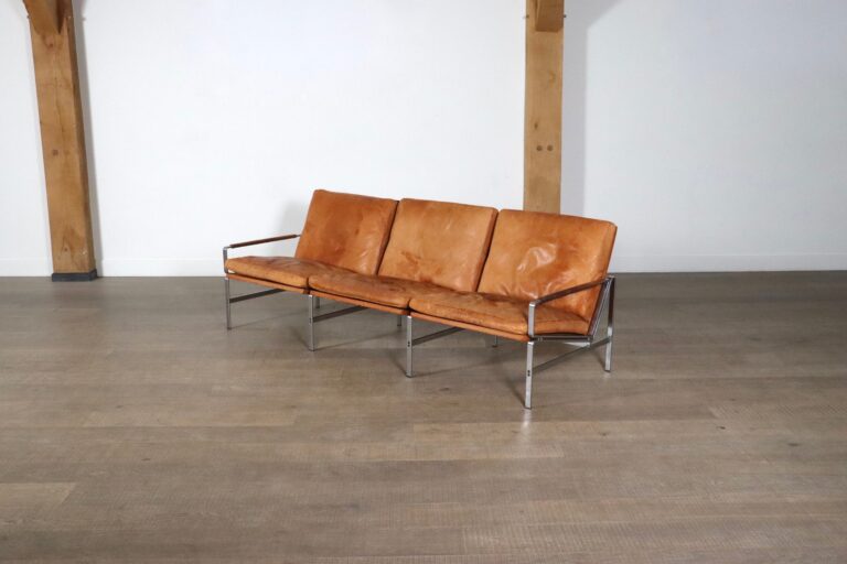 FK6720 thee seater sofa by Fabricius & Kastholm for Kill International 1960s