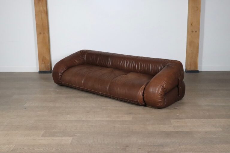 Anfibio Sofa Bed In brown Leather By Alessandro Becchi For Giovanetti Collezione Italy 1971