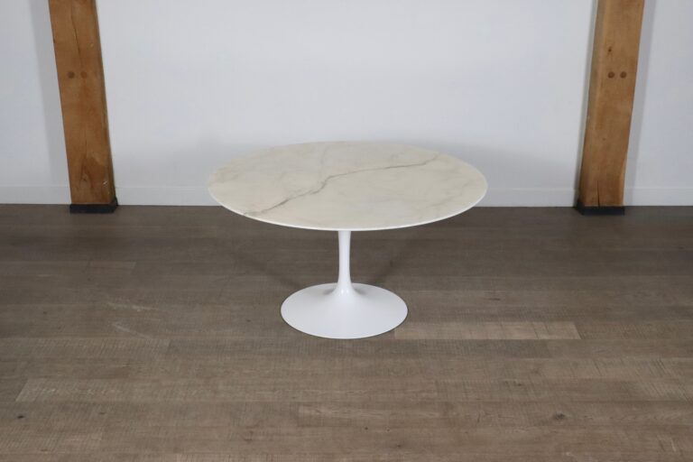 Vintage Round Marble Tulip Dining Table By Eero Saarinen For Knoll, 1970s
