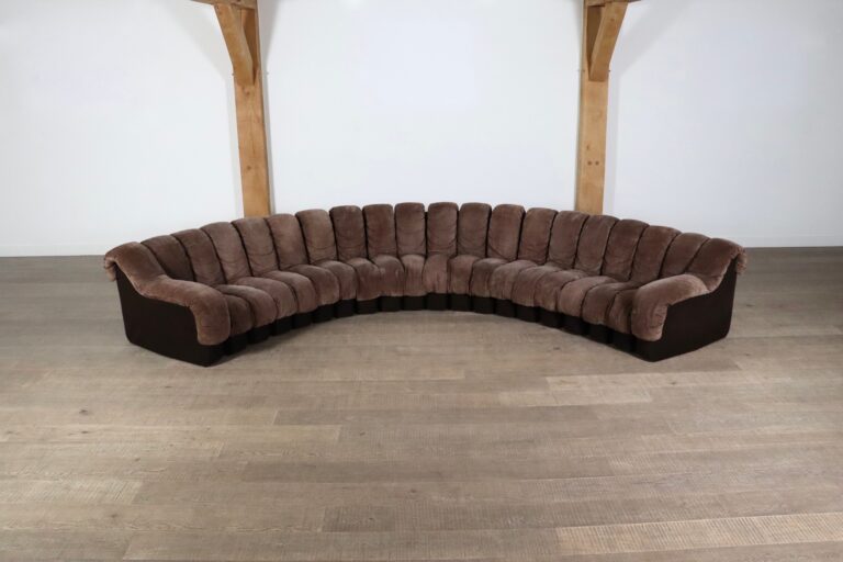 De Sede DS 600 “Non-Stop” sectional Taupe Suede sofa by Heinz Ulrich, Ueli Berger and Eleonore Peduzzi-Riva, 1970s