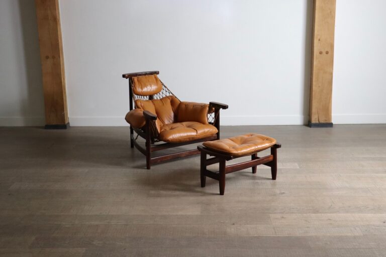 Jangada Lounge Chair with ottoman in Cognac Leather by Jean Gillon Brazil 1960s