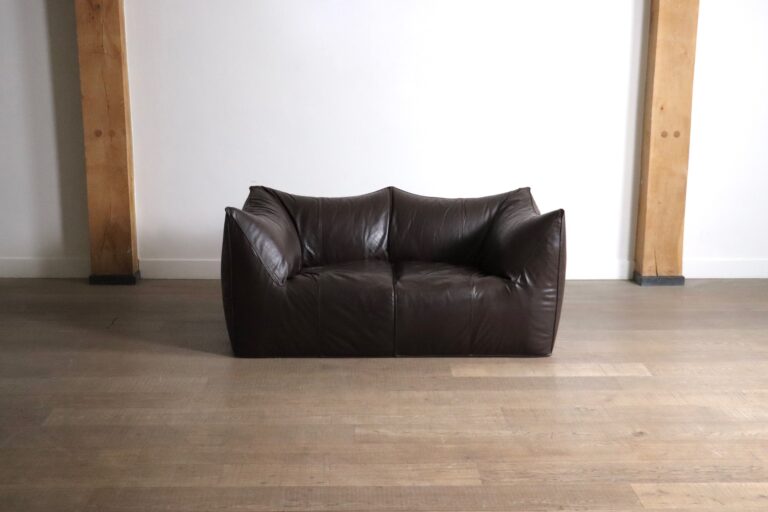 Le Bambole sofa in original leather By Mario Bellini For B&B Italia, 1970s