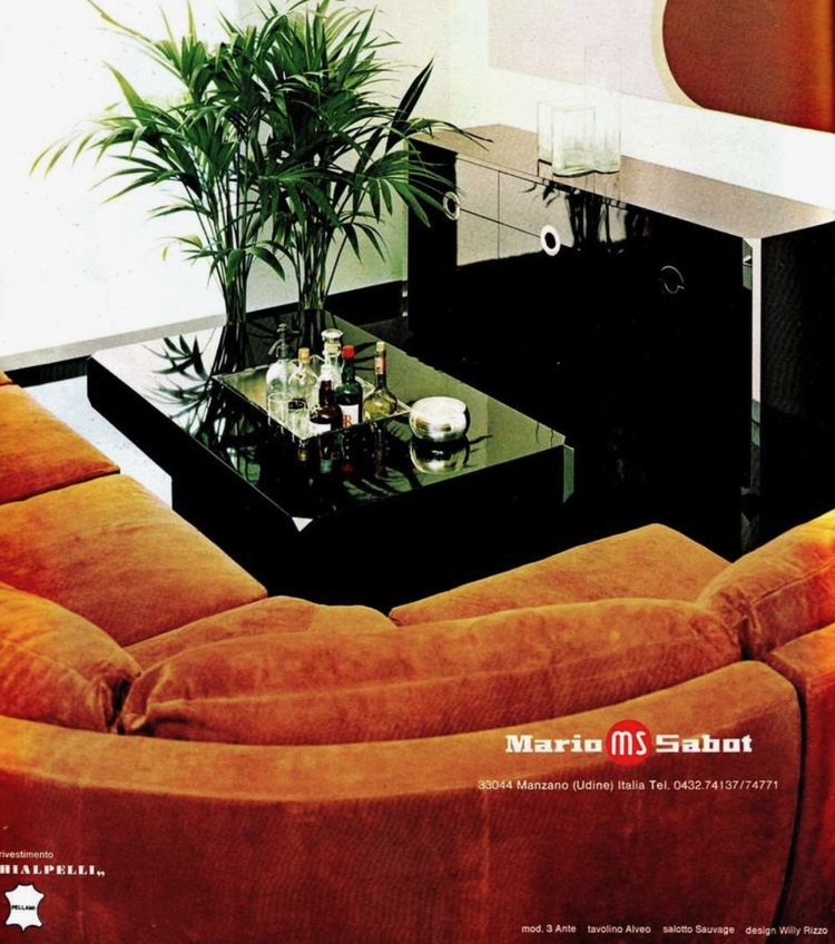 Willy Rizzo Alveo Coffee Table in brass and lacquer, 1970s