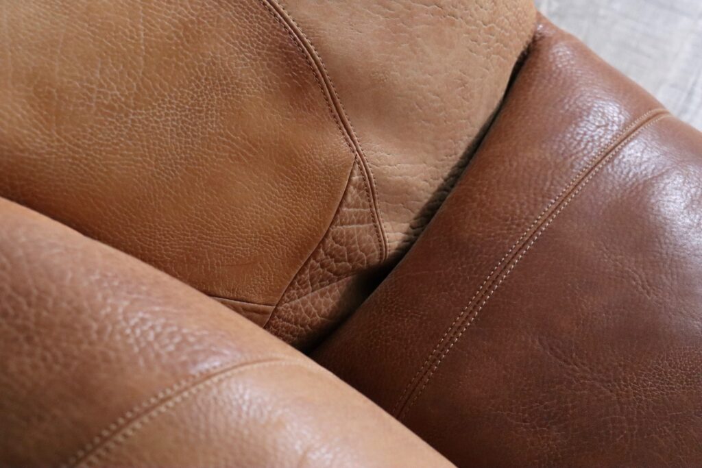 Le Bambole sofa in buffalo leather By Mario Bellini For B&B Italia, 1970s