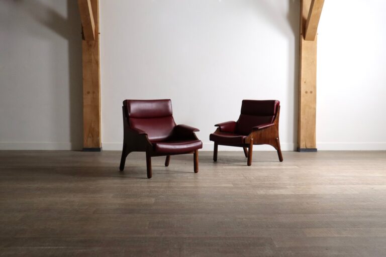 Pair of Lounge chairs by sormani, italy 1965