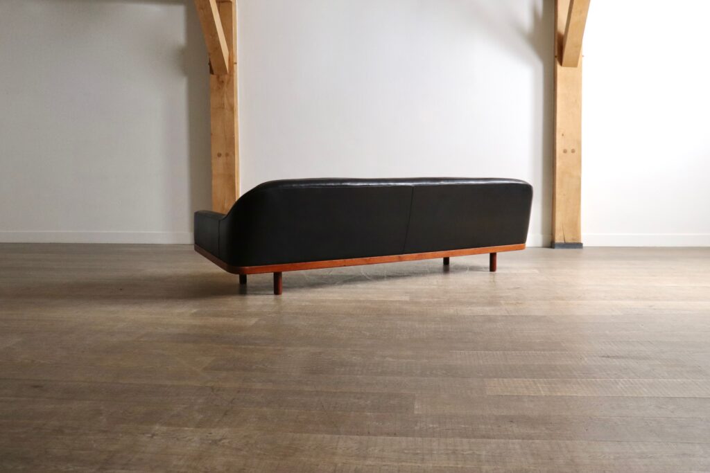 Arne Halvorsen sofa model '2010' in black leather Norway 1960s