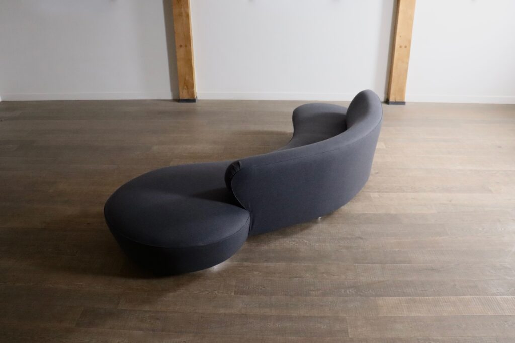 Vladimir Kagan serpentine sofa for Directional USA 1999