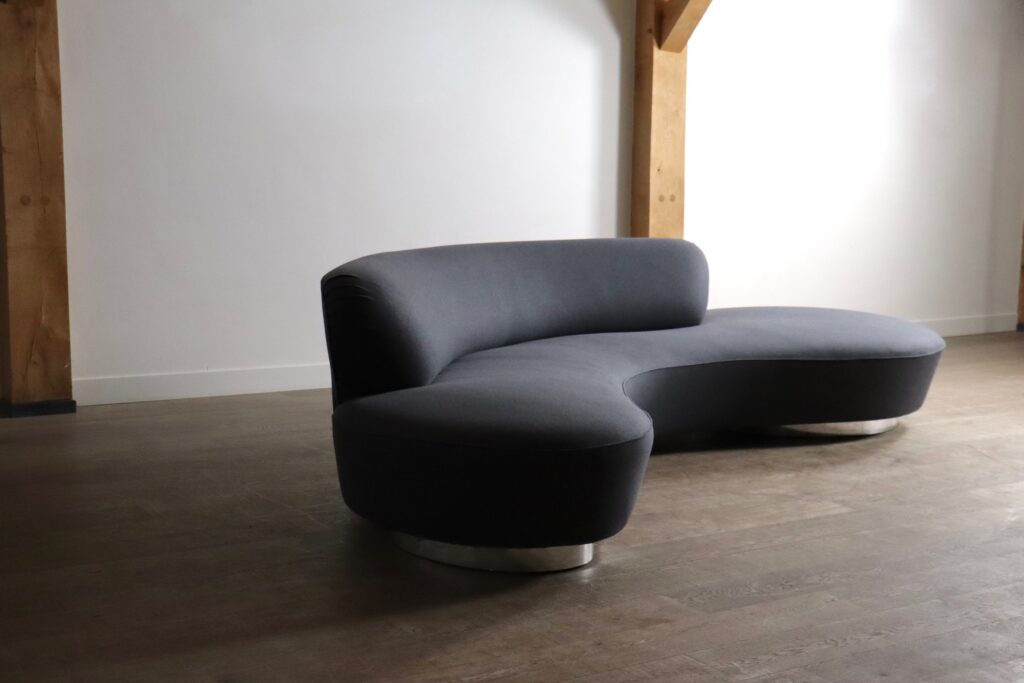 Vladimir Kagan serpentine sofa for Directional USA 1999