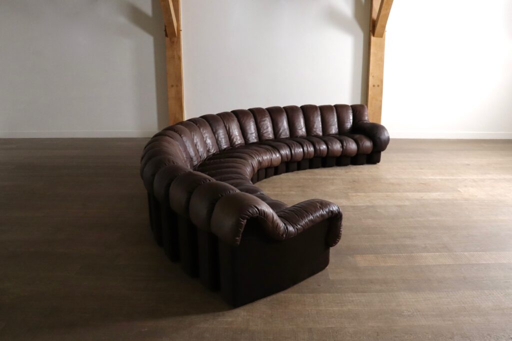 De Sede DS 600 “Non-Stop” sectional brown leather sofa by Heinz Ulrich, Ueli Berger and Eleanora Peduzzi-Riva, 1970s