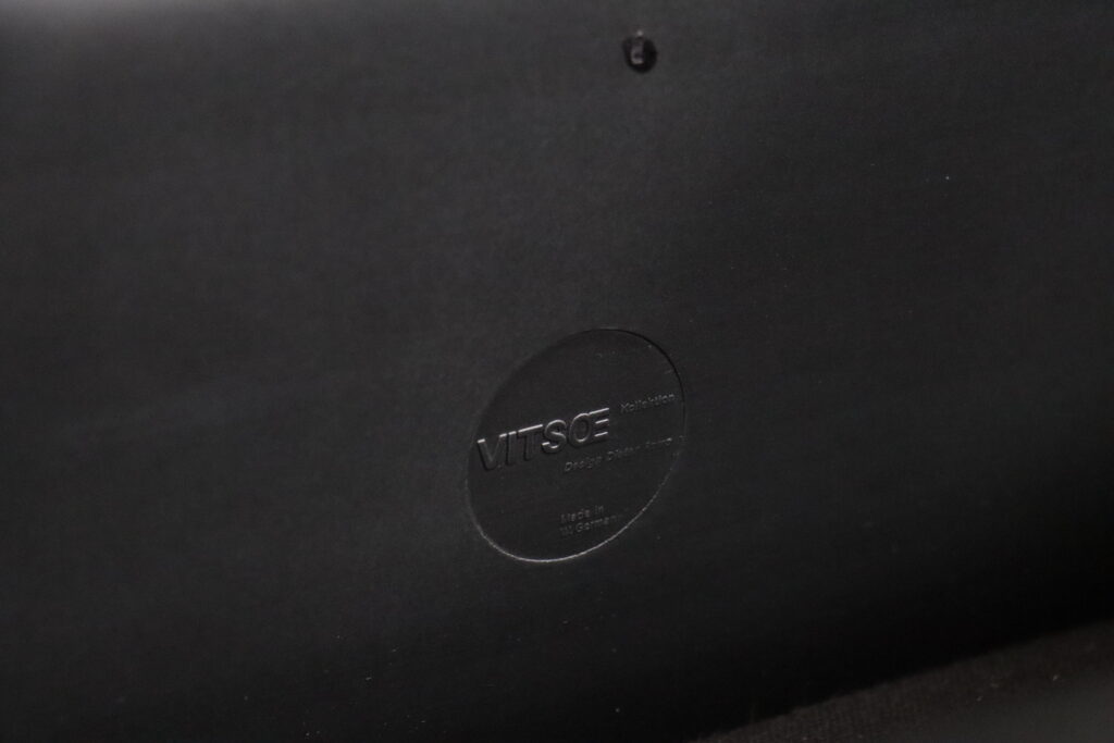 Vintage German modernist sofa by Dieter Rams for Vitsœ