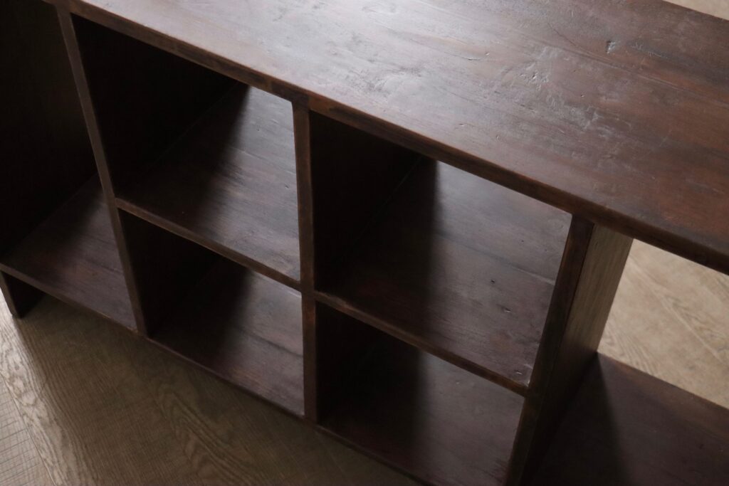 Architectural grid of the Pierre Jeanneret six-hole file rack