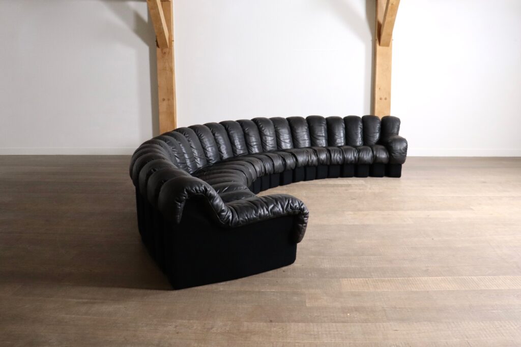 Vintage 1970s De Sede DS 600 sectional sofa with modular leather elements