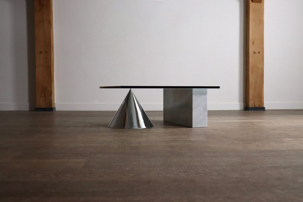 Vintage Kono coffee table by Lella and Massimo Vignelli with glass top
